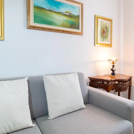 Apartment Vintage